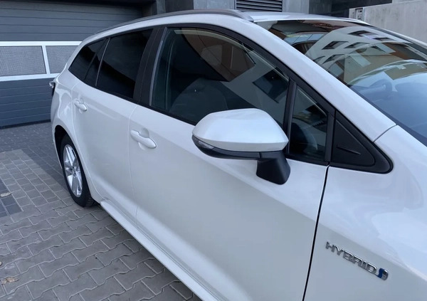 Suzuki Swace cena 83990 przebieg: 41427, rok produkcji 2020 z Garwolin małe 352